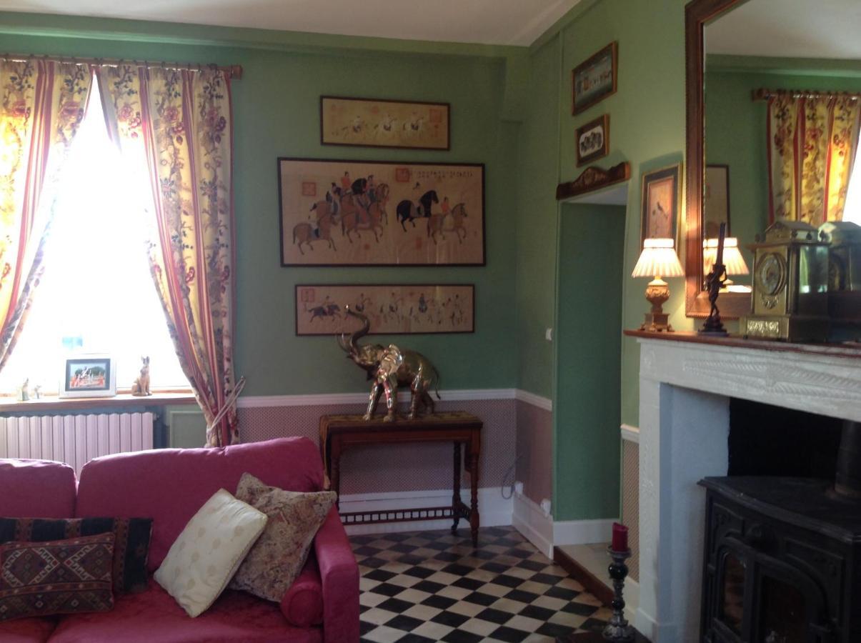 La Grange Terrou Guest House Saint-Germain-de-Confolens ภายนอก รูปภาพ